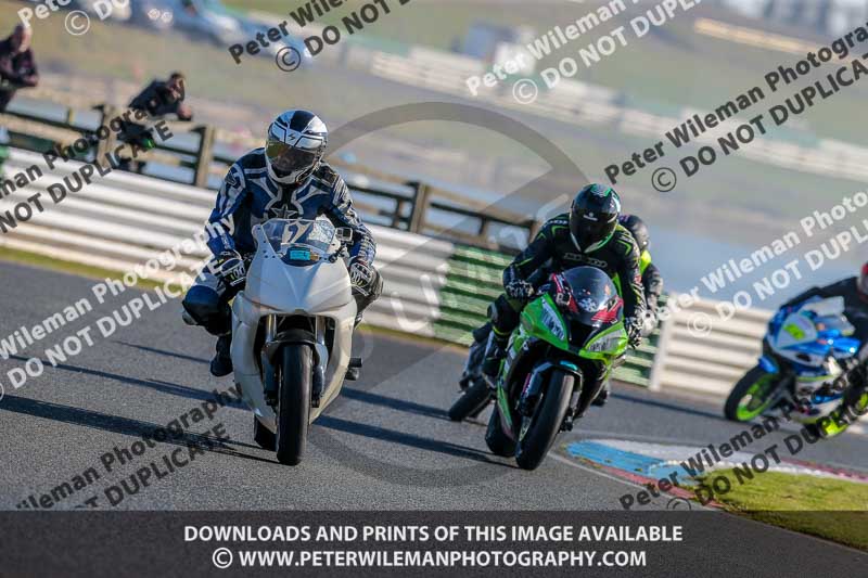 PJM Wedding Photography;enduro digital images;event digital images;eventdigitalimages;mallory park;mallory park photographs;mallory park trackday;mallory park trackday photographs;no limits trackdays;peter wileman photography;racing digital images;trackday digital images;trackday photos